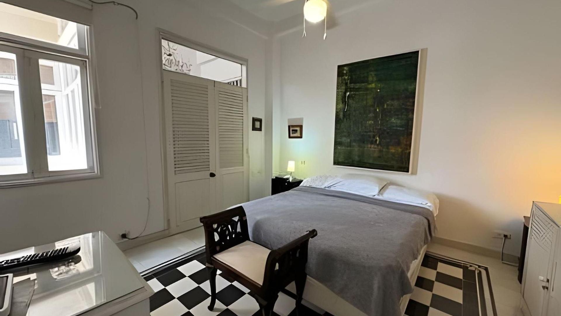 305 Plaza Bolivar 1br - Eva · Hermoso Apto-305- Edifcio Plaza Bolivar Apartamento