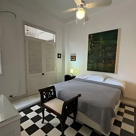 305 Plaza Bolivar 1br - Eva · Hermoso Apto-305- Edifcio Plaza Bolivar Apartamento