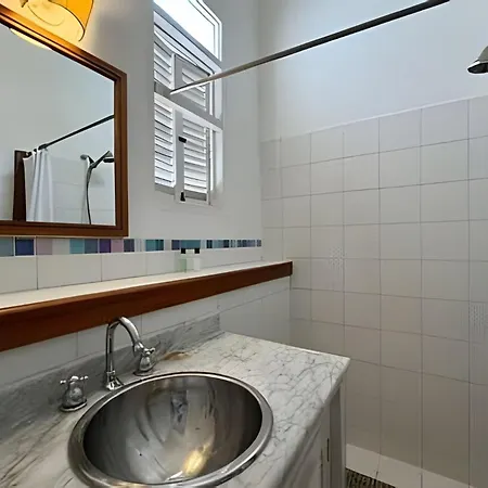 305 Plaza Bolivar 1br - Eva · Hermoso Apto-305- Edifcio Plaza Bolivar Apartamento *